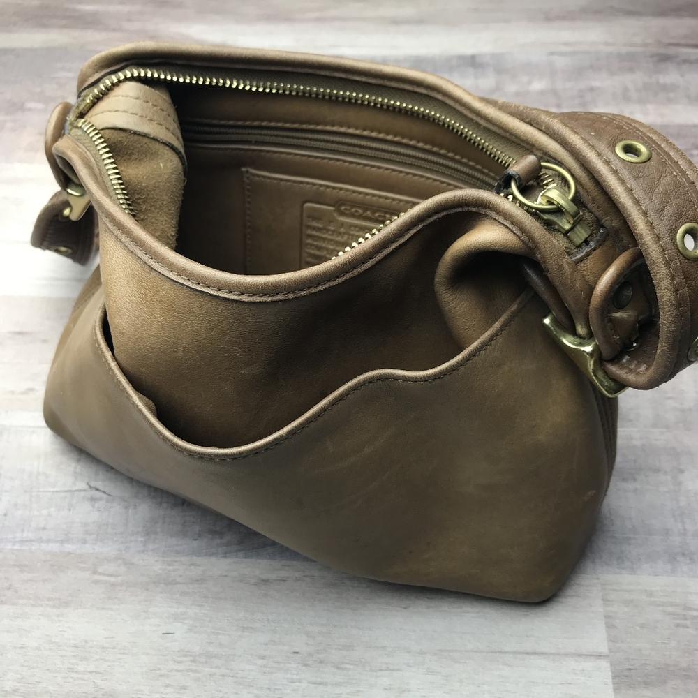 Vintage Coach leather purse